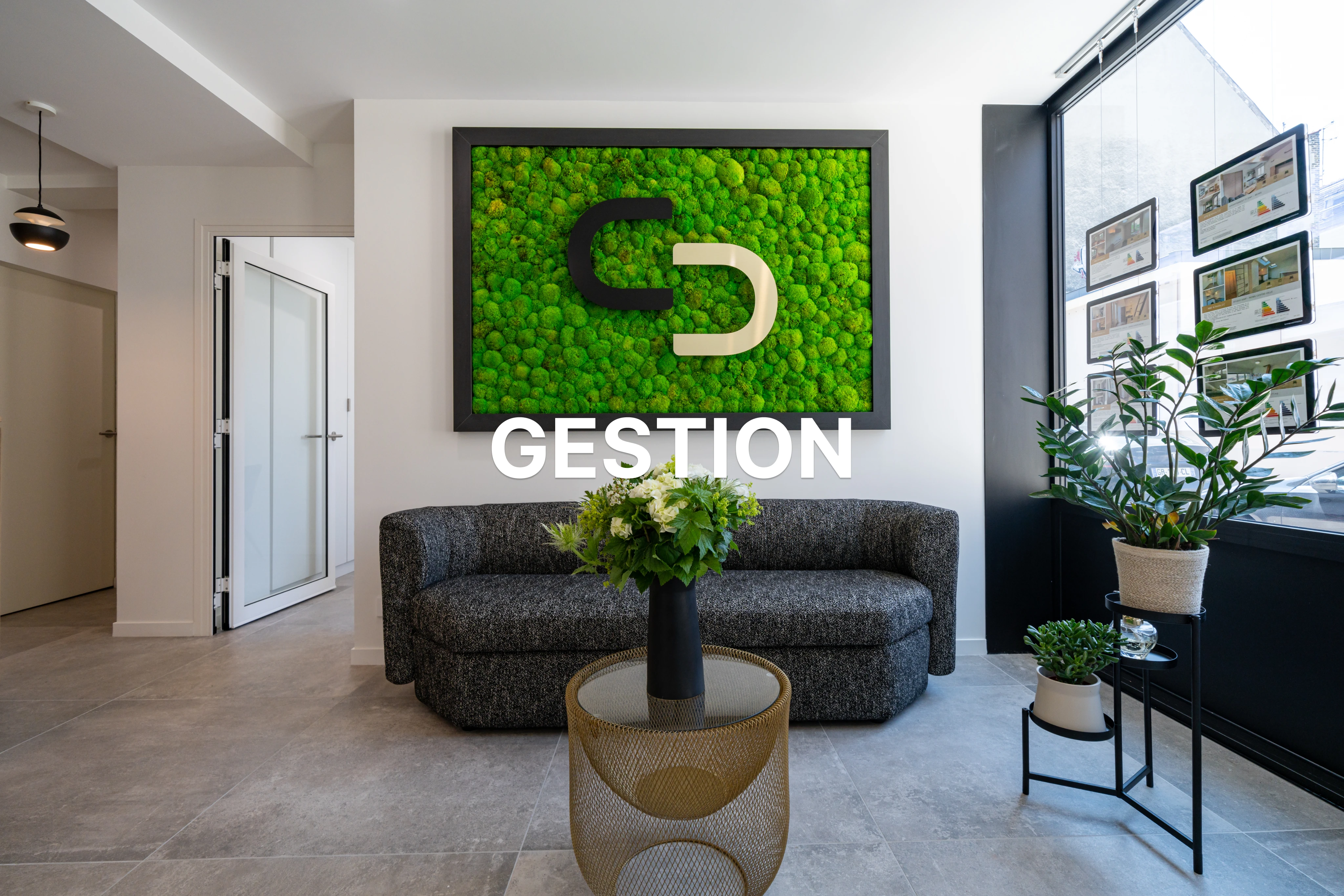 Mur des locaux du Cabinet Descroix à Reims Mur des locaux du Cabinet Descroix à Reims